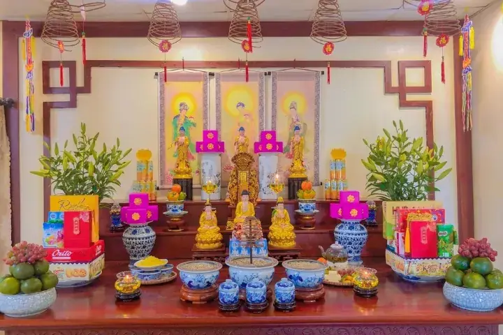 Bài Khấn Cúng Rằm Tháng 7 Chuẩn Cổ Truyền: Văn Khấn Đọc Trước Sân Dễ Đọc, Dễ Nhớ, Đầy Đủ Ý Nghĩa Bài Khấn Cúng Rằm Tháng 7 Chuẩn Cổ Truyền: Văn Khấn Đọc Trước Sân Dễ Đọc, Dễ Nhớ, Đầy Đủ Ý Nghĩa