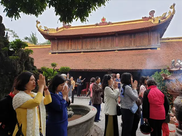Văn Cúng Tế Lệ Xuân Thu - Hướng Dẫn Cách Làm Chi Tiết Và Đúng Phong Tục Văn Cúng Tế Lệ Xuân Thu - Hướng Dẫn Cách Làm Chi Tiết Và Đúng Phong Tục