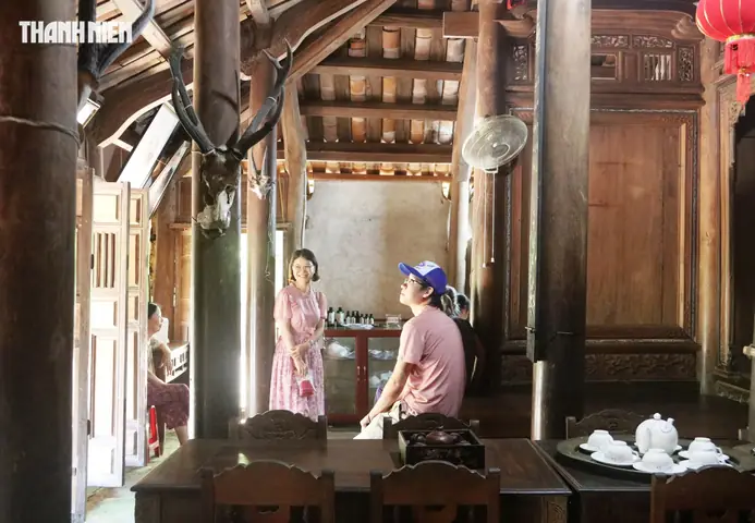Bí Ẩn Bàn Cúng Xoay Trong Ngôi Nhà Gỗ 150 Năm Tại Quảng Nam Bí Ẩn Bàn Cúng Xoay Trong Ngôi Nhà Gỗ 150 Năm Tại Quảng Nam