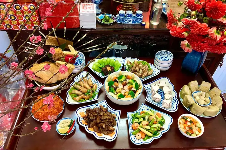 Cách Làm Mâm Cơm Cúng Đầy Đủ, Đúng Nghi Thức 3 Miền Theo Từng Dịp: Giỗ, Rằm, Tết, Nhà Mới