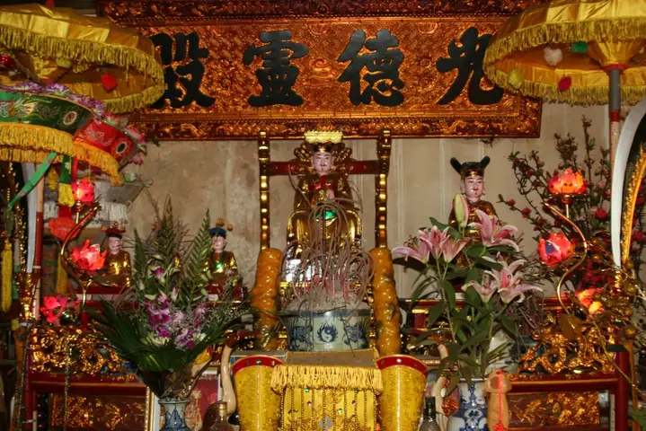 Hướng Dẫn Cách Thờ Cúng Thổ Công Chuẩn Phòng Thủy, Đầy Đủ Lễ Vật Và Văn Khấn Hướng Dẫn Cách Thờ Cúng Thổ Công Chuẩn Phòng Thủy, Đầy Đủ Lễ Vật Và Văn Khấn