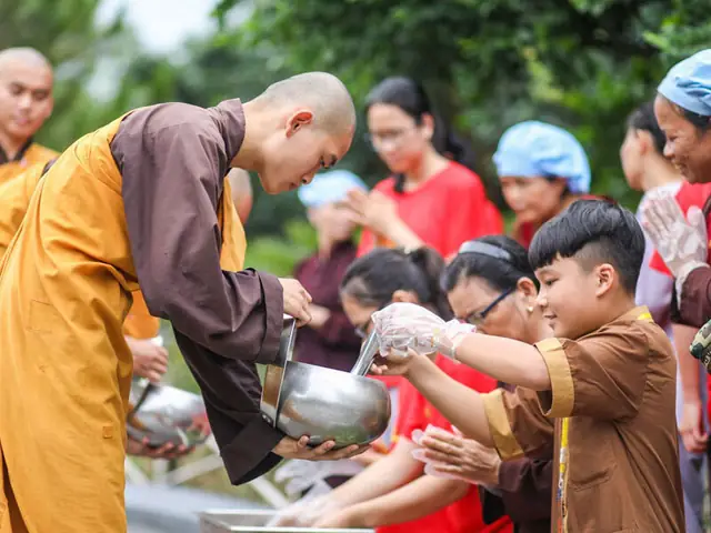 Toàn Văn Kinh Cầu Xin Cho Lễ Cúng Dường Này Theo Nghi Thức Khất Sĩ (chuẩn - Có Chữ Hán/việt) Toàn Văn Kinh Cầu Xin Cho Lễ Cúng Dường Này Theo Nghi Thức Khất Sĩ (chuẩn - Có Chữ Hán/việt)