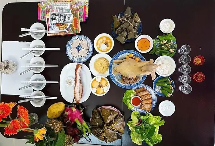 Mâm Cúng Tết Đoan Ngọ (mùng 5/5) Gồm Những Gì? Chi Tiết Danh Sách Lễ Vật Chuẩn Phong Tục