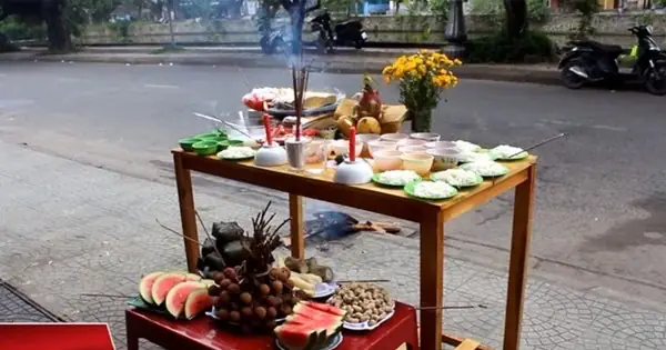 Cúng Chúng Sinh Vào Giờ Nào Là Tốt Nhất Trong Ngày?