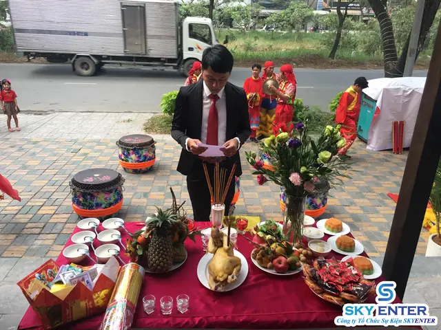 Hướng Dẫn Cúng Khai Trương Nhà Yến Chuẩn Chỉnh: Nghi Thức, Lễ Vật, Văn Khấn Và Ý Nghĩa