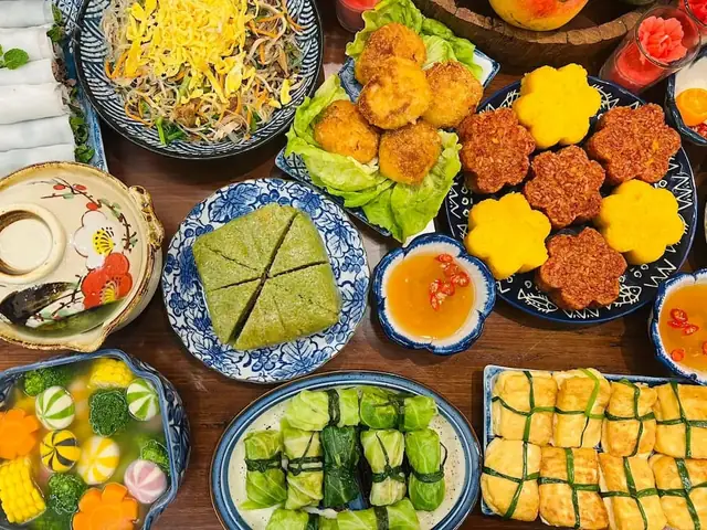 Tổng Hợp Văn Khấn Cúng Rằm Tháng Giêng (rằm Đầu Năm) Chuẩn Nhất, Đầy Đủ 2025 - Lễ Vật, Giờ Hoàng Đạo, Ý Nghĩa