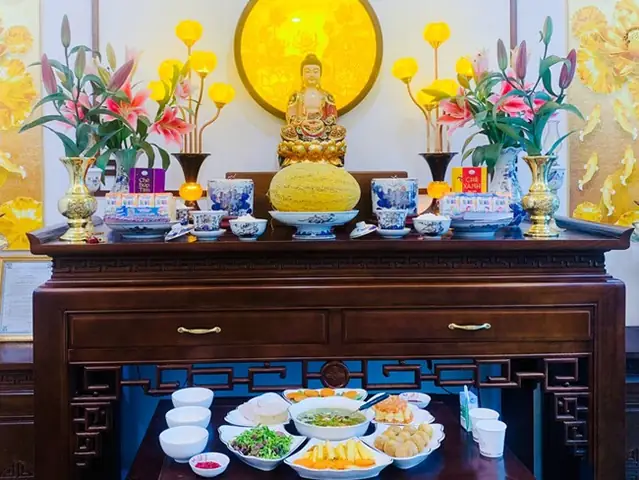 Văn Khấn Cúng Rằm Tháng 9 Âm Lịch Chuẩn Nhất: Lễ Vật, Nghi Thức Và Điều Kiêng Kỵ Đầy Đủ