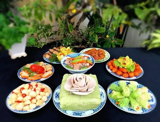 Văn Khấn Rằm Tháng Chạp Đầy Đủ, Chuẩn Nghị Thức 2025 | Bài Cúng Gia Tiên, Thổ Công & Mâm Cỗ Chi Tiết