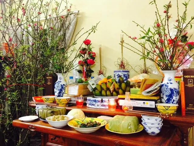Hướng Dẫn Cúng Tất Niên Tại Nhà Chi Tiết: Thời Gian, Mâm Cúng, Văn Khấn Chuẩn Truyền Thống