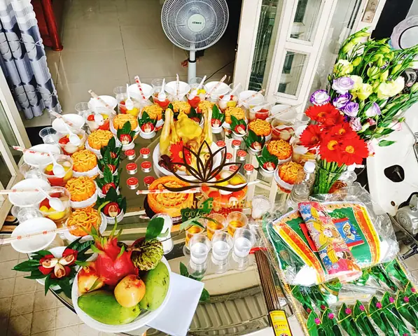 Hướng Dẫn Cúng Tất Niên Tại Nhà Chi Tiết: Thời Gian, Mâm Cúng, Văn Khấn Chuẩn Truyền Thống