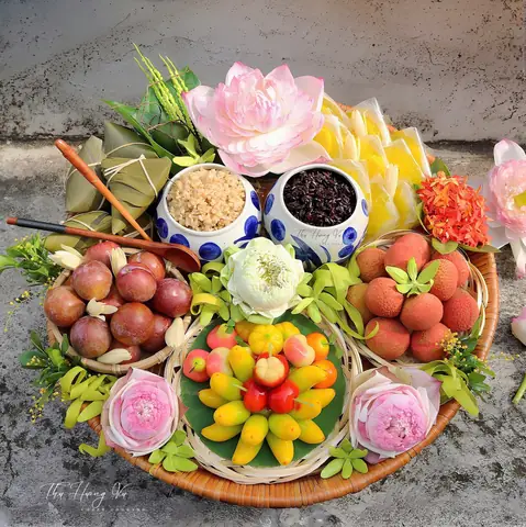 Hướng Dẫn Cúng Tết Đoan Ngọ Đầy Đủ: Thời Gian, Mâm Cúng Chuẩn, Văn Khấn Và Cách Bày Đúng Phong Tục