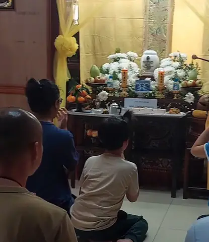 Hướng Dẫn Cúng Thất Đầu Tiên Cho Người Mới Mất: Nghi Thức, Văn Khấn Và Sắm Lễ Chuẩn