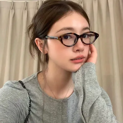 100+ Ảnh Con Gái Đeo Kính Dễ Thương Full 4k, 100+ Hình Nền Chill Cực Đẹp Mới Nhất