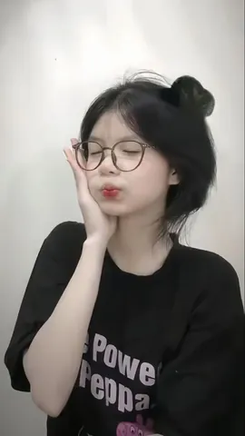 100+ Ảnh Con Gái Đeo Kính Dễ Thương Full 4k, 100+ Hình Nền Chill Cực Đẹp Mới Nhất