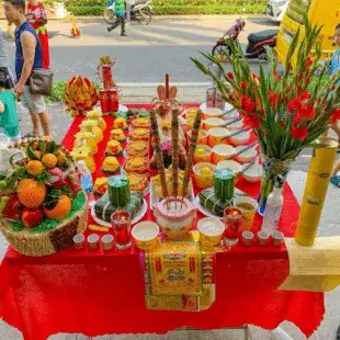Dịch Vụ Đồ Cúng Tất Niên Trọn Gói: Món Cỗ Phong Phú Cho Buổi Tiệc Ngoạn Hạng