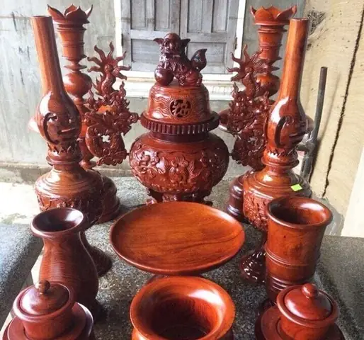 Tổng Hợp Mẫu Đồ Gỗ Thờ Cúng La Xuyên: Loại Gỗ, Giá Thành & Nơi Mua Uy Tín
