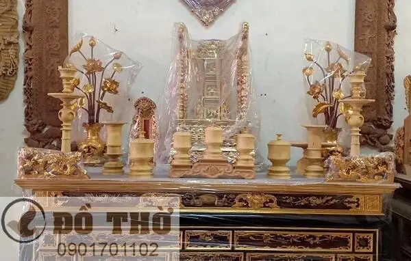 Tổng Hợp Bộ Đồ Thờ Cúng Bằng Gỗ Đầy Đủ: Thành Phần, Ý Nghĩa, Loại Gỗ & Giá Tham Khảo