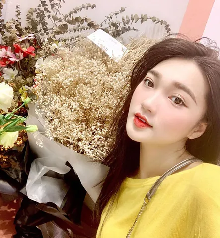 100+ Hình Ảnh Bạn Gái Phan Văn Đức Đẹp Nhất, Full Chất Lượng Cao