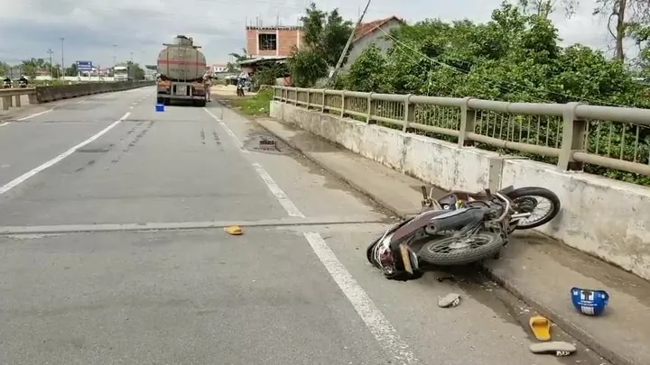 100+ Hình Ảnh Chết Vì Gái Cực Hay, Meme Chết Vì Gái Ngầu Nhất