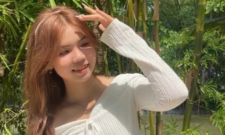 100+ Hình Ảnh Cô Gái Chìa Tay Nghệ Thuật, Full 4k Chill Phù Hợp Làm Background 100+ Hình Ảnh Cô Gái Chìa Tay Nghệ Thuật, Full 4k Chill Phù Hợp Làm Background