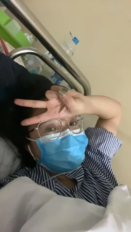 100+ Hình Ảnh Cô Gái Nằm Trong Viện Chill Chữa Lành Full 4k
