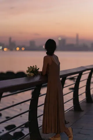 100+ Hình Ảnh Cô Gái Quay Lưng Hạt Gạo Làng Ta Full Hd Chill