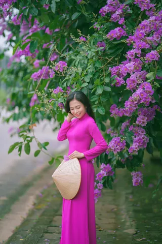100+ Hình Ảnh Cô Gái Và Hoa Bằng Lăng Tím Đẹp Nhất, 100+ Bức Ảnh Cô Gái Cầm Hoa Bằng Lăng Tím Cực Xinh, 100+ Hình Ảnh Cô Gái Với Hoa Bằng Lăng Tím Thật Nổi Bật