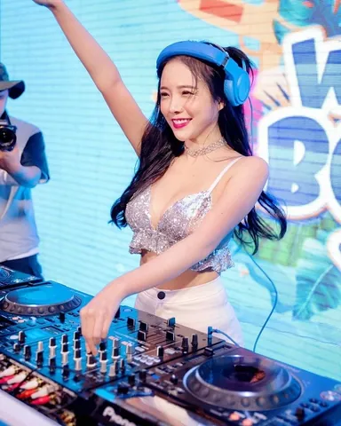 100+ Hình Ảnh Con Gái Đánh Dj Đẹp Nhất, Hình Nền Dj Girl Chất 100+ Hình Ảnh Con Gái Đánh Dj Đẹp Nhất, Hình Nền Dj Girl Chất