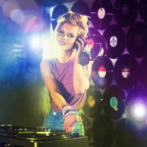 100+ Hình Ảnh Con Gái Đánh Dj Đẹp Nhất, Hình Nền Dj Girl Chất 100+ Hình Ảnh Con Gái Đánh Dj Đẹp Nhất, Hình Nền Dj Girl Chất