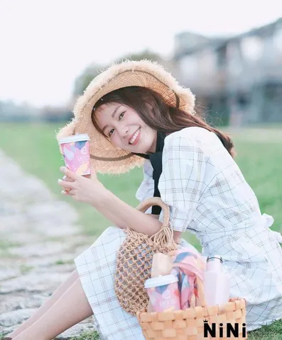 100+ Hình Ảnh Con Gái Đẹp Chụp Với Khung Cảnh Đẹp Full Hd Chill