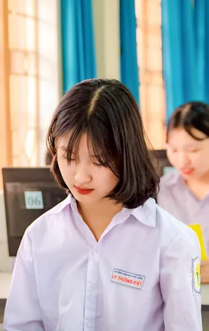 100+ Hình Ảnh Đẹp Cô Gái Học Sinh 4k, Ảnh Áo Dài Trắng Thanh Khiết