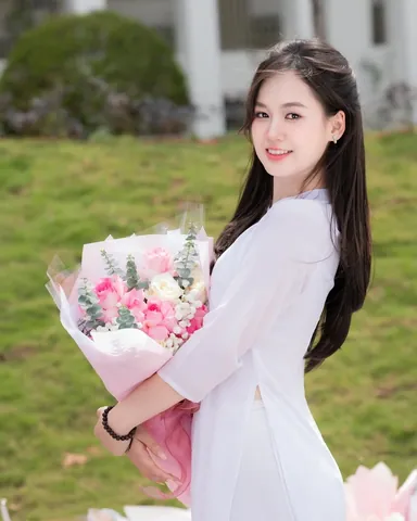 100+ Hình Ảnh Đẹp Cô Gái Học Sinh 4k, Ảnh Áo Dài Trắng Thanh Khiết