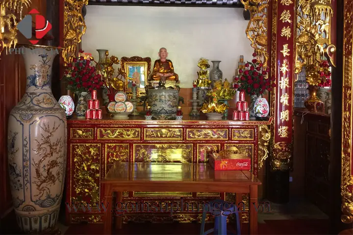 Tổng Hợp Hình Ảnh Đồ Thờ Cúng Đẹp, Sang Trọng: Mẫu Bàn Thờ Gia Tiên, Phật, Thần Tài & Ý Nghĩa Bộ Đồ Đầy Đủ Tổng Hợp Hình Ảnh Đồ Thờ Cúng Đẹp, Sang Trọng: Mẫu Bàn Thờ Gia Tiên, Phật, Thần Tài & Ý Nghĩa Bộ Đồ Đầy Đủ