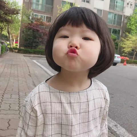 100+ Hình Ảnh Em Bé Gái Ulzzang Dễ Thương Full 4k Mới Nhất