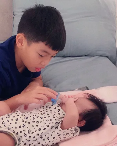 100+ Hình Ảnh Em Bé Gái Ulzzang Dễ Thương Full 4k Mới Nhất