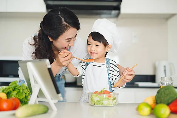 100+ Hình Ảnh Má Và Con Gái Nấu A9n - Hay, Tải Miễn 100+ Hình Ảnh Má Và Con Gái Nấu A9n - Hay, Tải Miễn