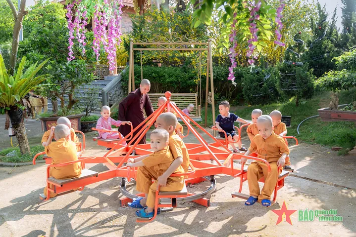 100+ Hình Ảnh Thầy Chùa Ôm Gái Đẹp Nghệ Thuật Nhất, 100+ Hình Ảnh Thầy Chùa Ôm Gái Phong Cách Truyền Thống, 100+ Bức Ảnh Thầy Chùa Ôm Gái Tâm Lý Cảm Xúc Sâu Sắc 100+ Hình Ảnh Thầy Chùa Ôm Gái Đẹp Nghệ Thuật Nhất, 100+ Hình Ảnh Thầy Chùa Ôm Gái Phong Cách Truyền Thống, 100+ Bức Ảnh Thầy Chùa Ôm Gái Tâm Lý Cảm Xúc Sâu Sắc