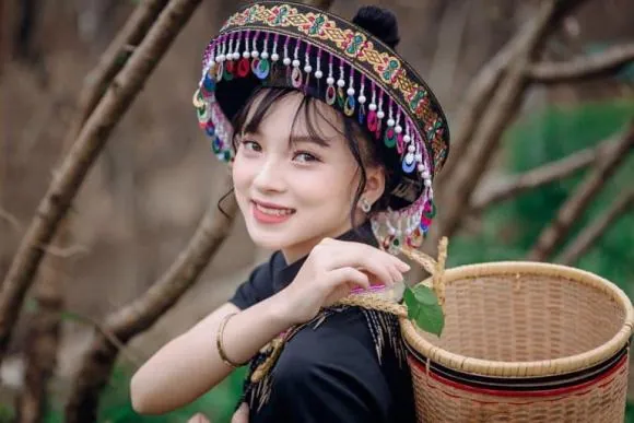 100+ Hình Ảnh Cô Gái Đình Làng Cực Chill Đậm Chất Cổ