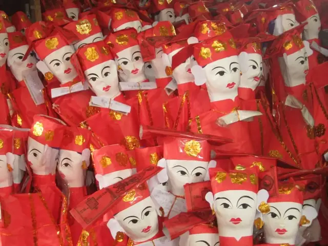 Hình Nhân Thế Mạng Cúng Giao Thừa Là Gì? Ý Nghĩa Thực Sự Và Cách Làm Đúng Hình Nhân Thế Mạng Cúng Giao Thừa Là Gì? Ý Nghĩa Thực Sự Và Cách Làm Đúng