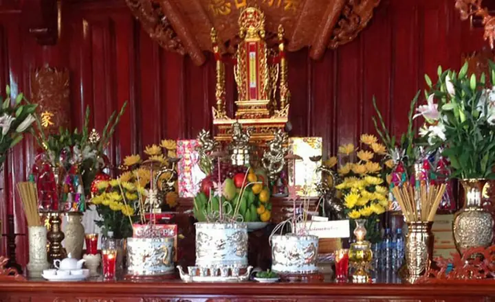Các Loại Hoa Cúng Bà Cô Tổ Phù Hợp Nhất: Quy Tắc Chọn, Ý Nghĩa Và Lưu Ý Quan Trọng Các Loại Hoa Cúng Bà Cô Tổ Phù Hợp Nhất: Quy Tắc Chọn, Ý Nghĩa Và Lưu Ý Quan Trọng