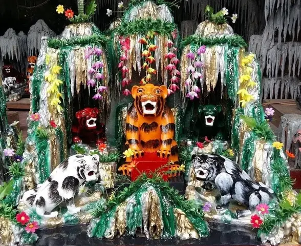Tổng Hợp Văn Khấn, Khoa Cúng Ngũ Hổ Đầy Đủ Nhất & Hướng Dẫn Sắm Lễ, Cúng Bái Chuẩn Theo Nghi Thức Tổng Hợp Văn Khấn, Khoa Cúng Ngũ Hổ Đầy Đủ Nhất & Hướng Dẫn Sắm Lễ, Cúng Bái Chuẩn Theo Nghi Thức
