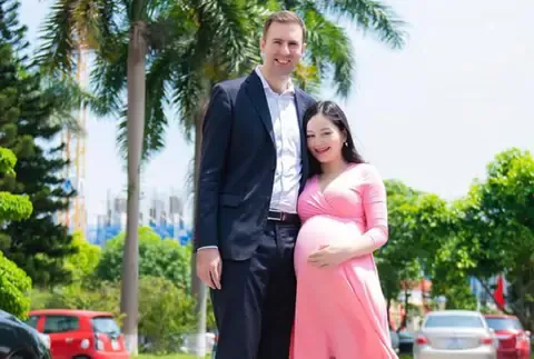 100+ Ảnh Lan Phương Khoe Con Gái Đầu Lòng Full Hd Đẹp Nhất 100+ Ảnh Lan Phương Khoe Con Gái Đầu Lòng Full Hd Đẹp Nhất