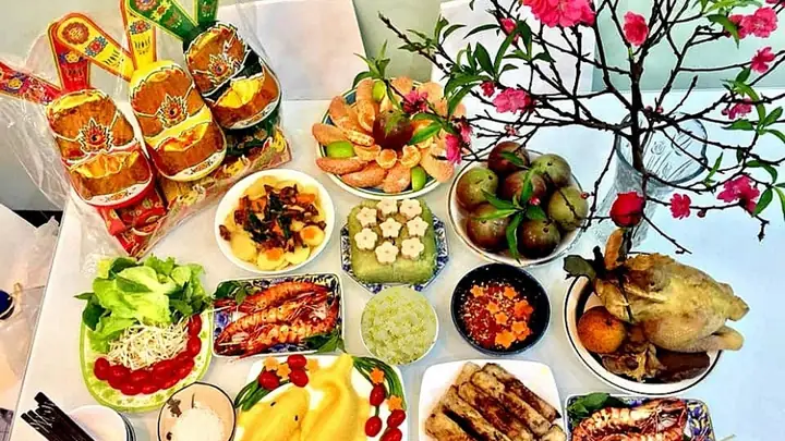 Hướng Dẫn Nghi Thức Lễ Cúng Ông Công Ông Táo Đầy Đủ: Mâm Cỗ, Lễ Vật, Văn Khấn, Giờ Giấc Và Điều Kiêng Kỵ