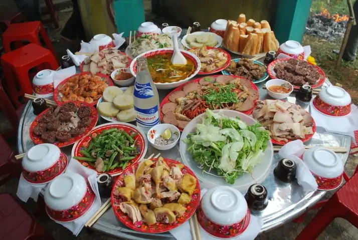 Làm Thế Nào Để Chuẩn Bị Mâm Cơm Cúng Ông Bà Đầy Đủ, Đúng Phong Tục 3 Miền Làm Thế Nào Để Chuẩn Bị Mâm Cơm Cúng Ông Bà Đầy Đủ, Đúng Phong Tục 3 Miền