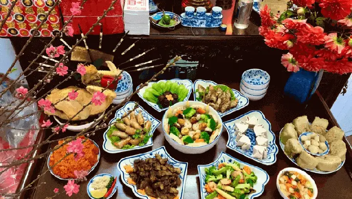 Hướng Dẫn Chuẩn Bị Mâm Cúng Đêm 30 (giao Thừa) Đầy Đủ: Lễ Vật Trong Nhà, Ngoài Trời & Văn Khấn Chuẩn Phong Tục 3 Miền Hướng Dẫn Chuẩn Bị Mâm Cúng Đêm 30 (giao Thừa) Đầy Đủ: Lễ Vật Trong Nhà, Ngoài Trời & Văn Khấn Chuẩn Phong Tục 3 Miền