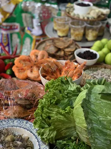 Mâm Cúng Sơn Trang Gồm Những Gì? Chi Tiết Lễ Vật Mặn, Chay & Cách Soạn Đúng Lễ