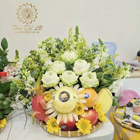 Cách Chưng Mâm Ngũ Quả Cúng Gia Tiên Ngày Cưới: 5 Loại Trái Cây Chuẩn, Ý Nghĩa & Lễ Vật Đi Kèm