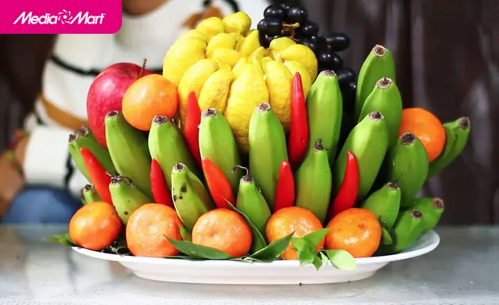 Hướng Dẫn Bày Mâm Ngũ Quả Cúng Tất Niên Chuẩn Phong Tục 3 Miền: Gồm Trái Gì, Ý Nghĩa, Thời Gian Và Lưu Ý Quan Trọng Hướng Dẫn Bày Mâm Ngũ Quả Cúng Tất Niên Chuẩn Phong Tục 3 Miền: Gồm Trái Gì, Ý Nghĩa, Thời Gian Và Lưu Ý Quan Trọng
