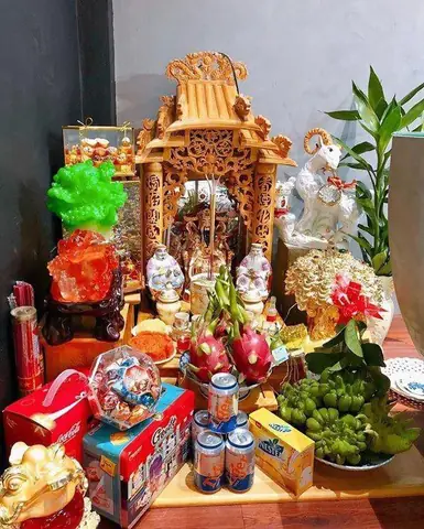 Mua Vàng Ngày Vía Thần Tài Có Phải Cúng Không? Giải Đáp & Bí Quyết Mua Vàng May Mắn Cả Năm Mua Vàng Ngày Vía Thần Tài Có Phải Cúng Không? Giải Đáp & Bí Quyết Mua Vàng May Mắn Cả Năm