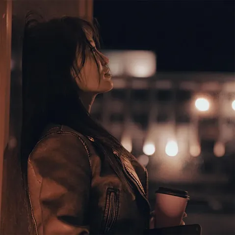 100+ Những Cô Gái Chụp Ảnh Ban Đêm Neon Lung Linh, Full 4k Chill Cực Chất